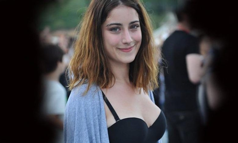 Hazal Kaya